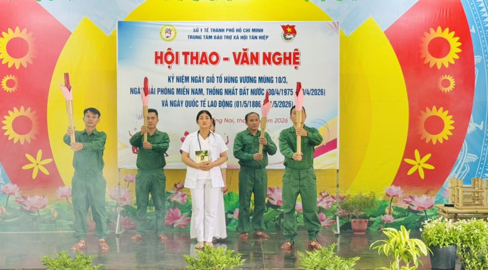 Hình ảnh bác sĩ Đặng Thùy Trâm